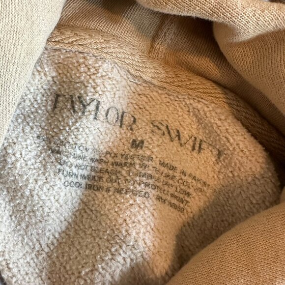 Taylor Swift Fearless Taylor's Version Hoodie Sweater Sweatshirt Size Medium - Picture 11 of 11